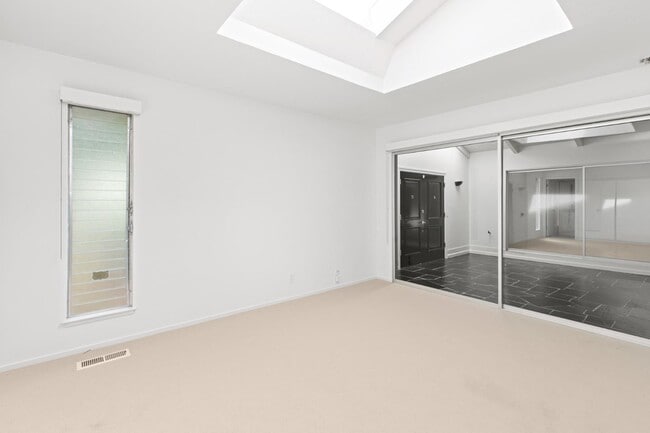 3 Trinity Ct