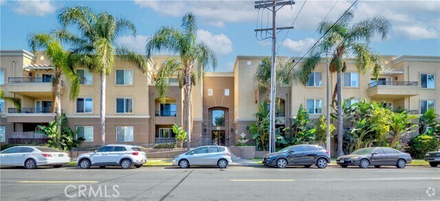 Building Photo - 4568 1st St Unit 203 Rental