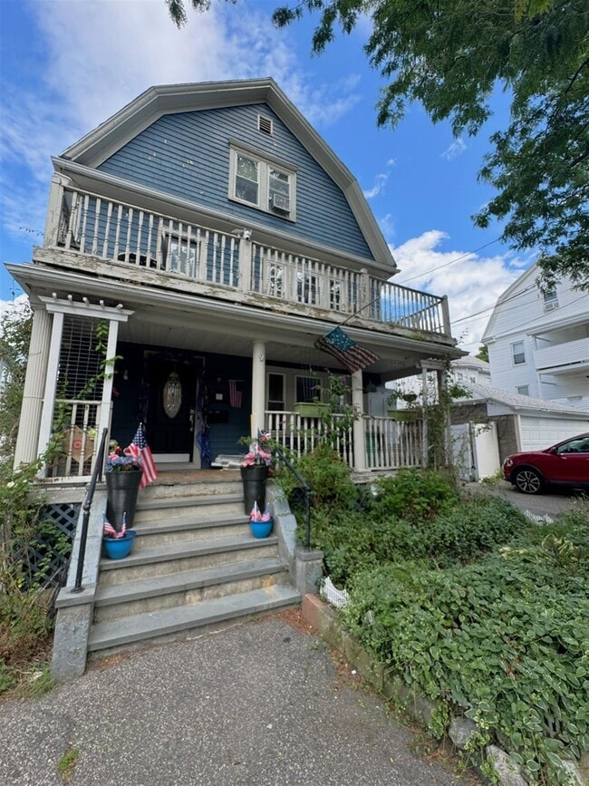 Building Photo - 9 Gordon St Unit 1