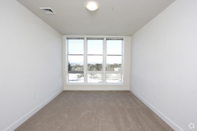 bedroom - 1185 Shelburne