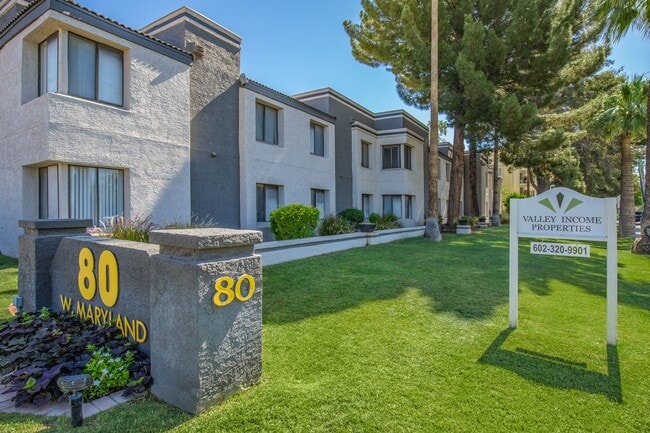 Photo - Maryland Court Apartments