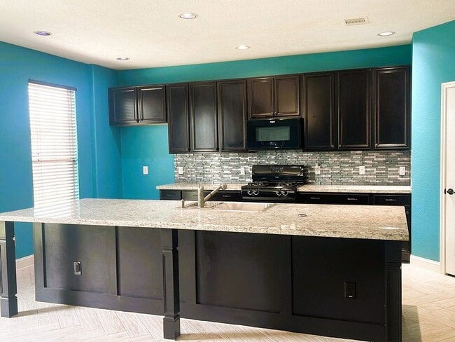 Photo - 16014 Peach Bluff Ln