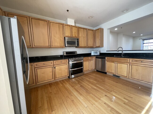 Photo - 4702 N Lamon Ave