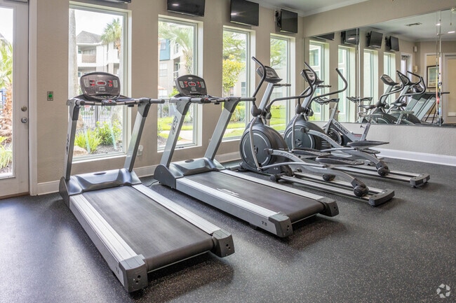 2 HAB, 2 BA - 1,020 ft² - Anchor at South Shore