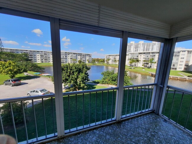 Photo - 2905 Point E Dr Condo Unit L303