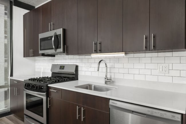 Photo - 1398 S Wabash Ave