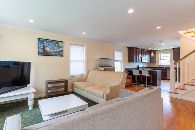 Photo - 77 Faywood Ave