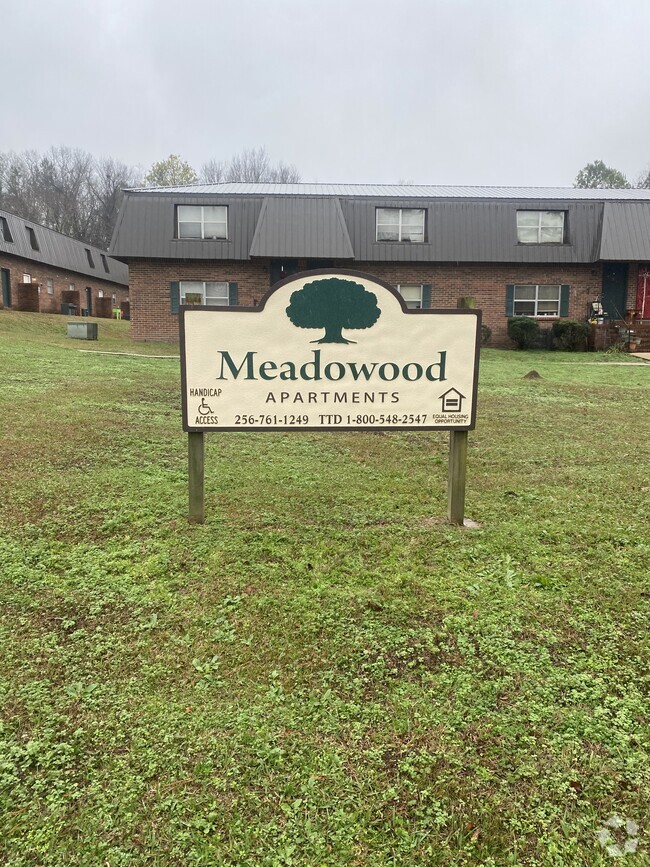 Building Photo - Meadowood Apartments