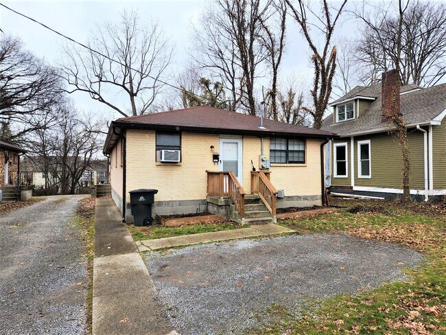 Photo - COMING SOON... 2BR/1BA in Fantastic East Nashville Location!! Unidad 1411 A