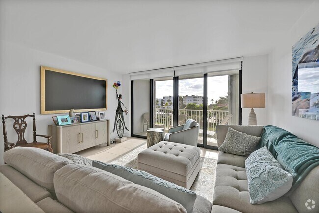 Building Photo - 2860 S Ocean Blvd Unit 416 Rental