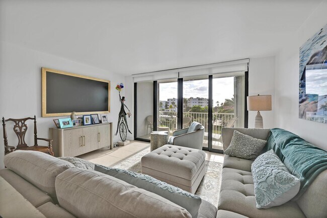 Building Photo - 2860 S Ocean Blvd Unit 416 Rental