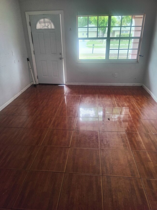 Photo - 2603 Walker Dr