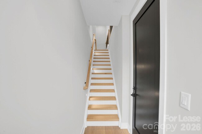 142 Mattoon St
