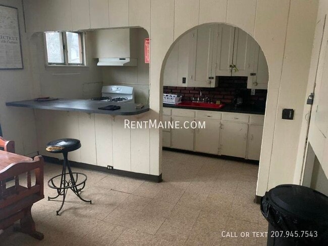 133 Essex St Unit 7
