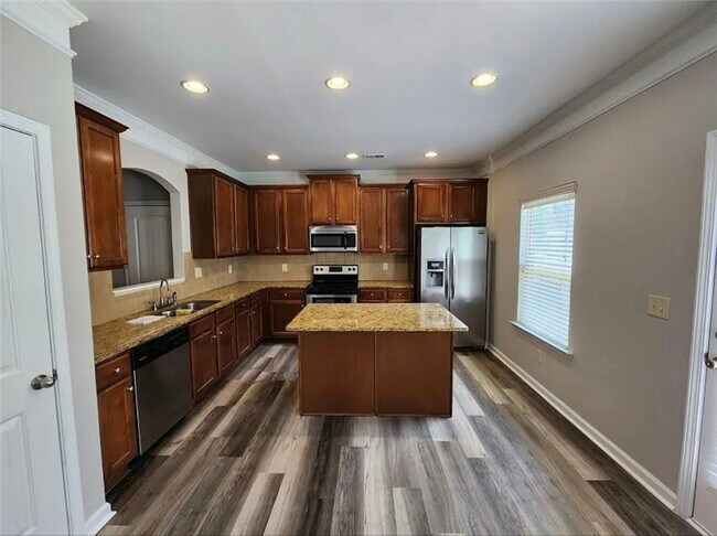 Photo - 1620 Townview Ln