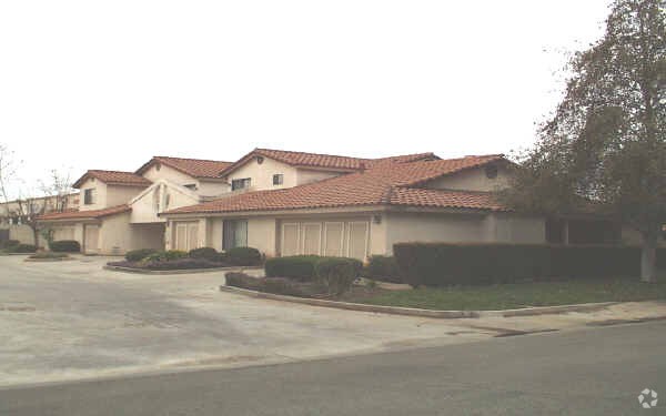 Photo - 1625 S Maple St