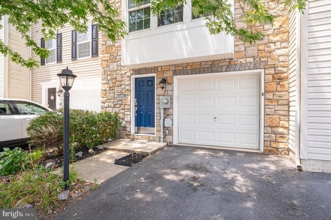 Photo - 1217 Steed St