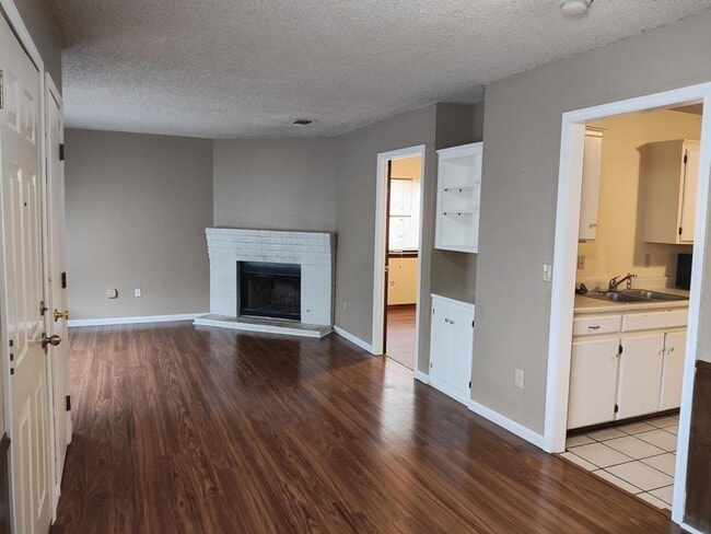 Photo - 2706 5th Ave