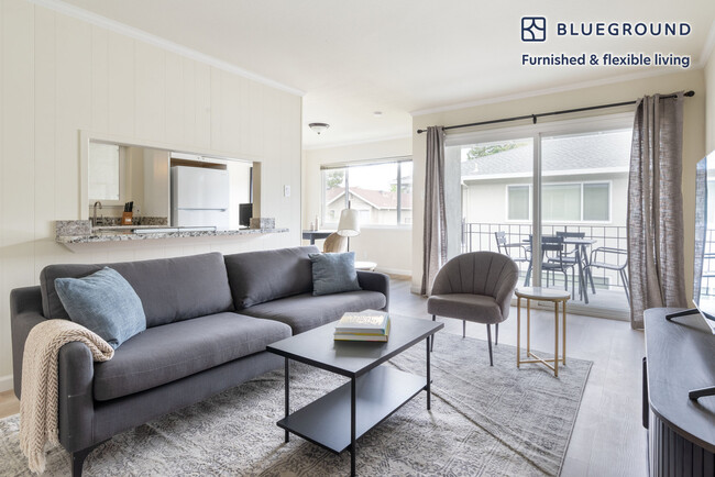 Building Photo - 837 Cowper St Rental
