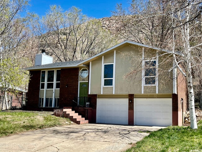 Photo - 816 N Jackson Ave