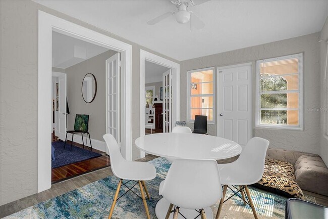 Photo - 711 Arlington St