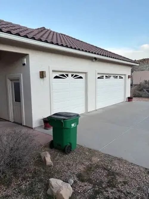 Photo - 337 Dakota Cir