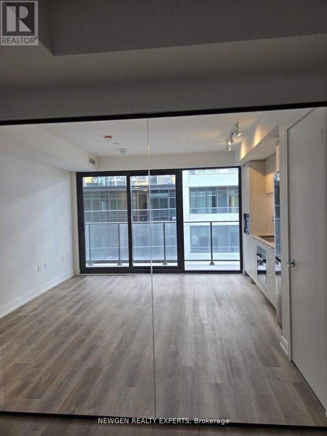 Photo - 1 Jarvis St Unit 1018