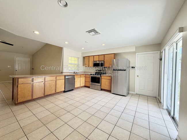 Photo - 939 Pecan St