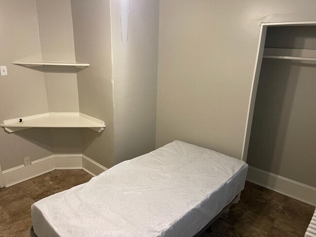 Photo - 5611 Addison St Unit 1st Floor - A1 - SRO