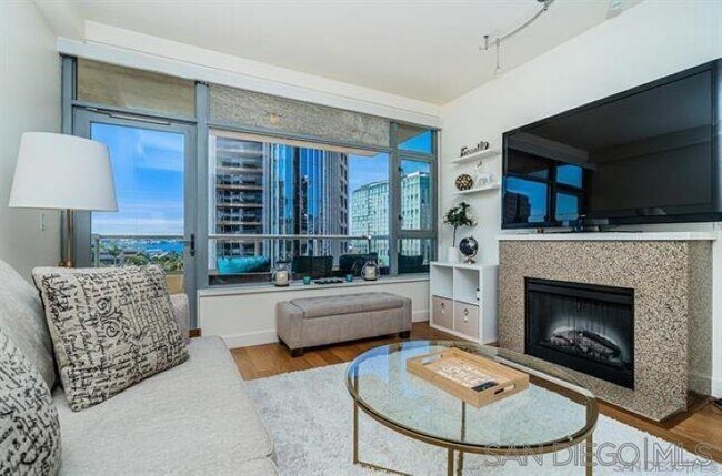 Photo - 700 W E St Unidad 702