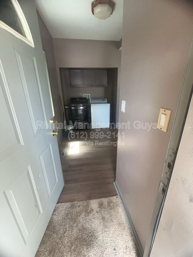 Photo - 2205 10th Ave S