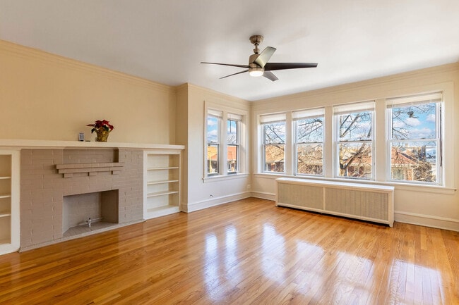 Photo - 6352 S Francisco Ave Unidad 2