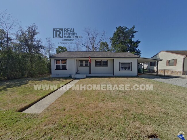 Building Photo - 3/2 NICEVILLE BEAUTY | Fully Updated & Clo... Rental