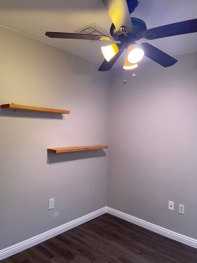 Photo - 1438 N Hualpai Rd Unidad 1