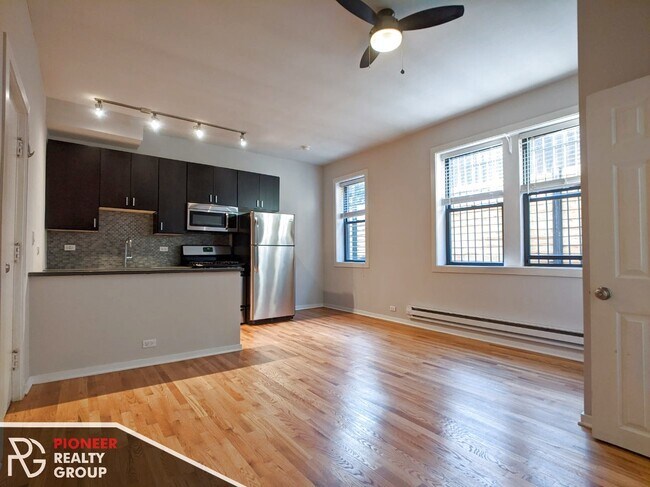 Photo - 2430 N Kedzie Blvd