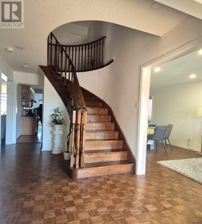 Photo - 1964 Aldermead Rd