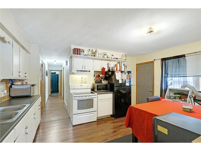 Photo - 7005 Dutton Ave N