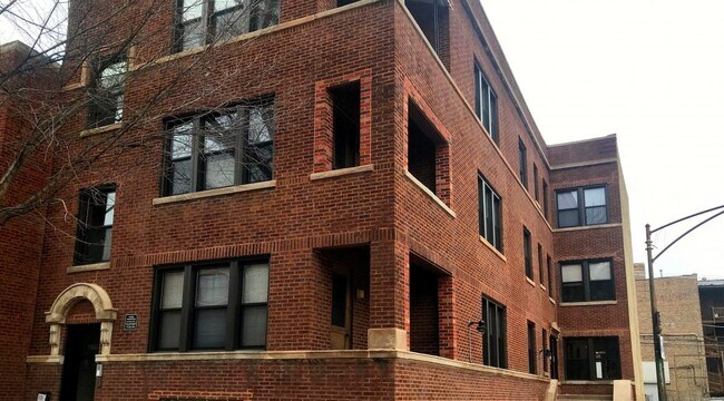 Photo - 1644 W Addison St Apartments Unit 1