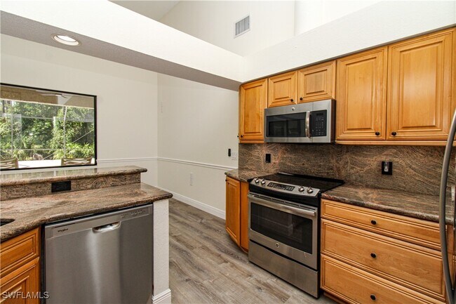 Photo - 311 31st St NW