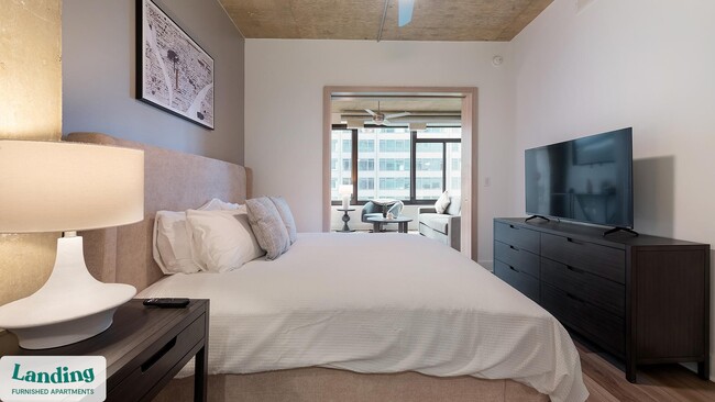 Photo - 5201 Leesburg Pike Unit 443