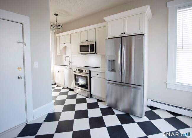 Photo - 214 Broadway Unidad APT 3