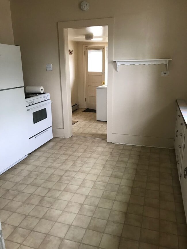Photo - 745 1/2 Connecticut Ave-