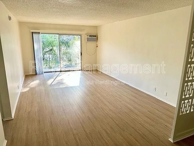 Photo - 4350 Troost Ave Unit 9