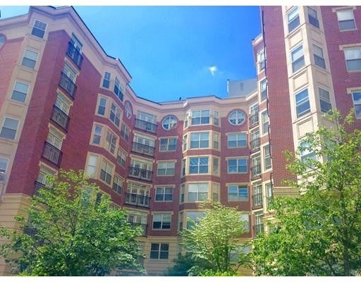 Photo - 75 Peterborough St Unit 404