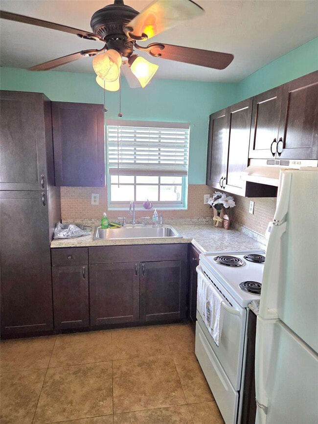 Photo - 1971 SE 5th Ct Unit 101E