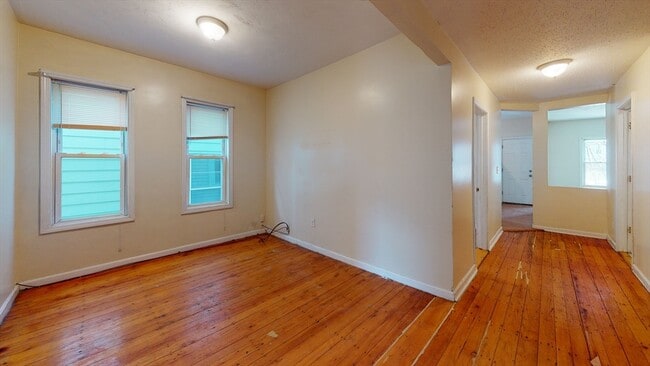 Photo - 15-17 Langdon St Unidad 17-2