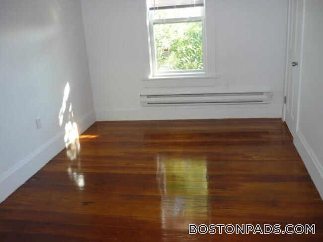 Photo - 27 Buttonwood St Unit 3