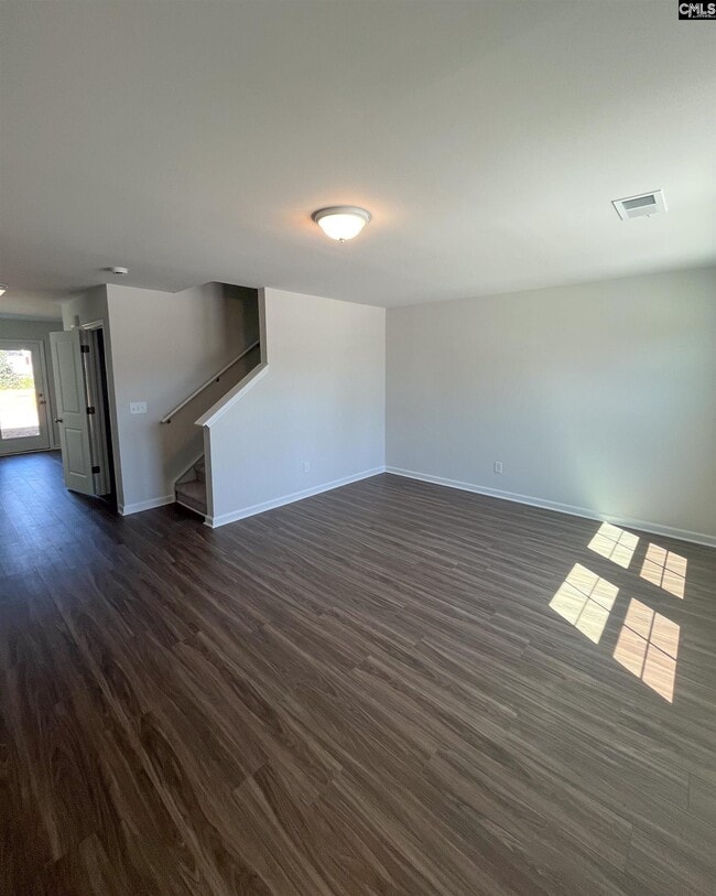 Photo - 811 Coburg Ln