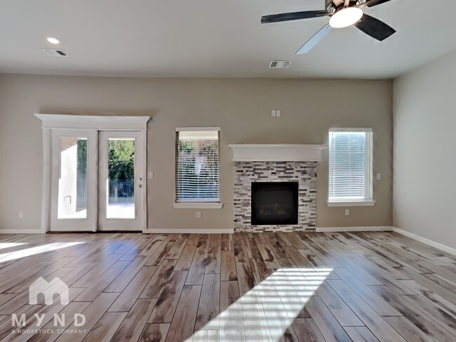 Photo - 5340 Riverrun Ct