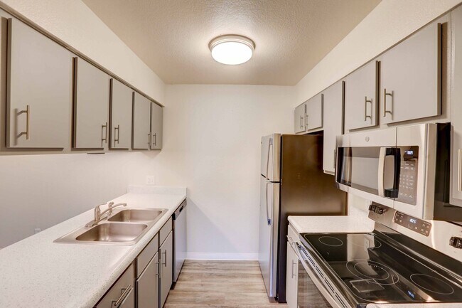 Photo - Riva Ridge Apartments